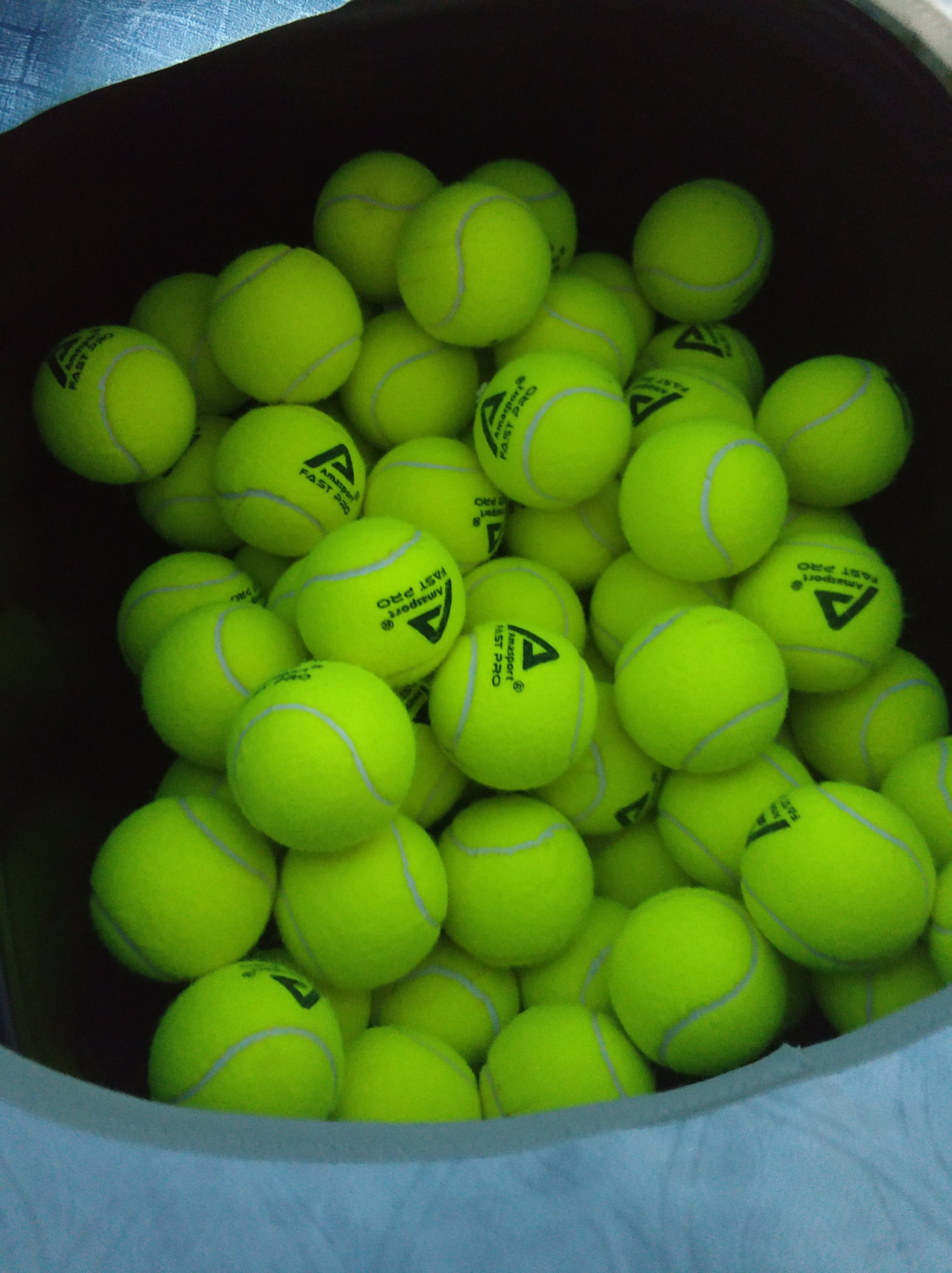 足球比赛中 足球比赛中