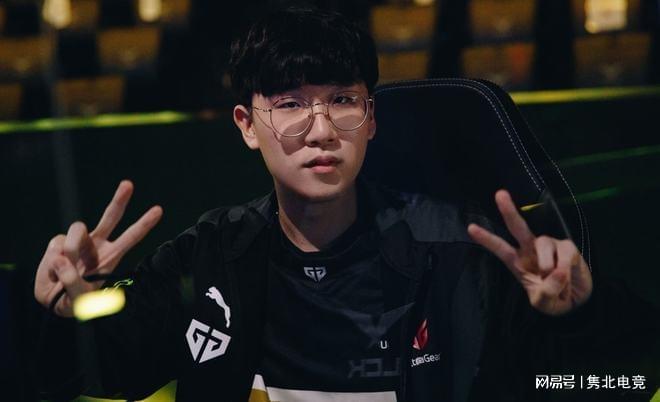 合规底座 合规底座